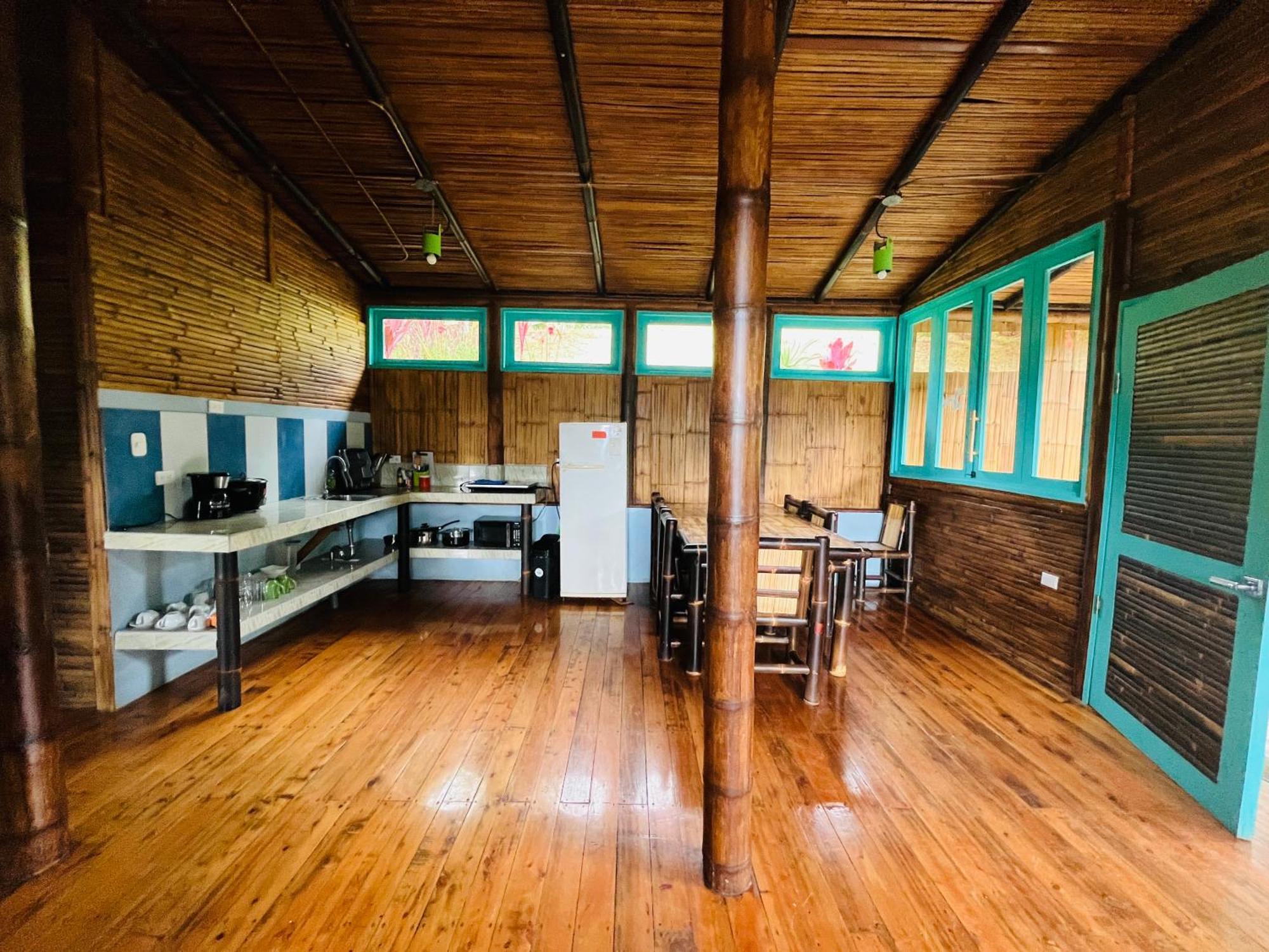 Villa Casa De Bambu Turrialba Exterior foto